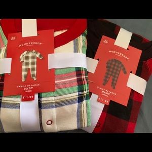 Set of 2 gender neutral Christmas pajamas NWT.